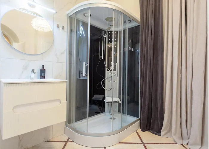 Oliviero - Piazza Navona Apartment *